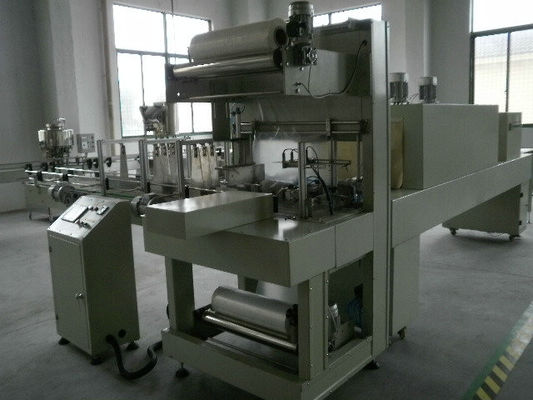 Automatic PET Bottle Shrink Packing Machine for Mineral Water , Fruit Juice , Liquor Production